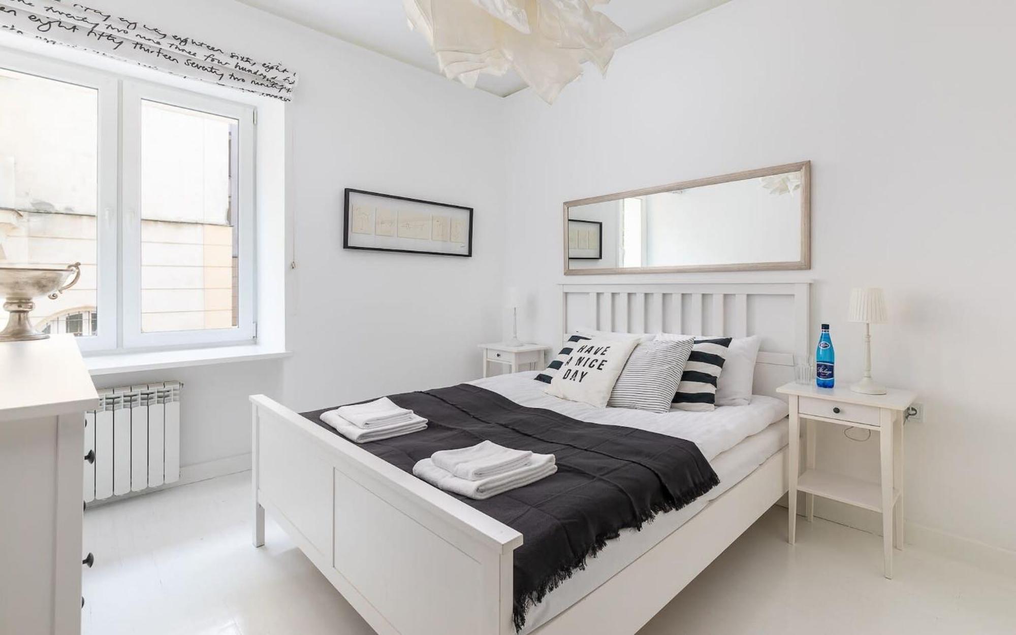 Rent Like Home - Wronskiego 15 Warschau Exterior foto