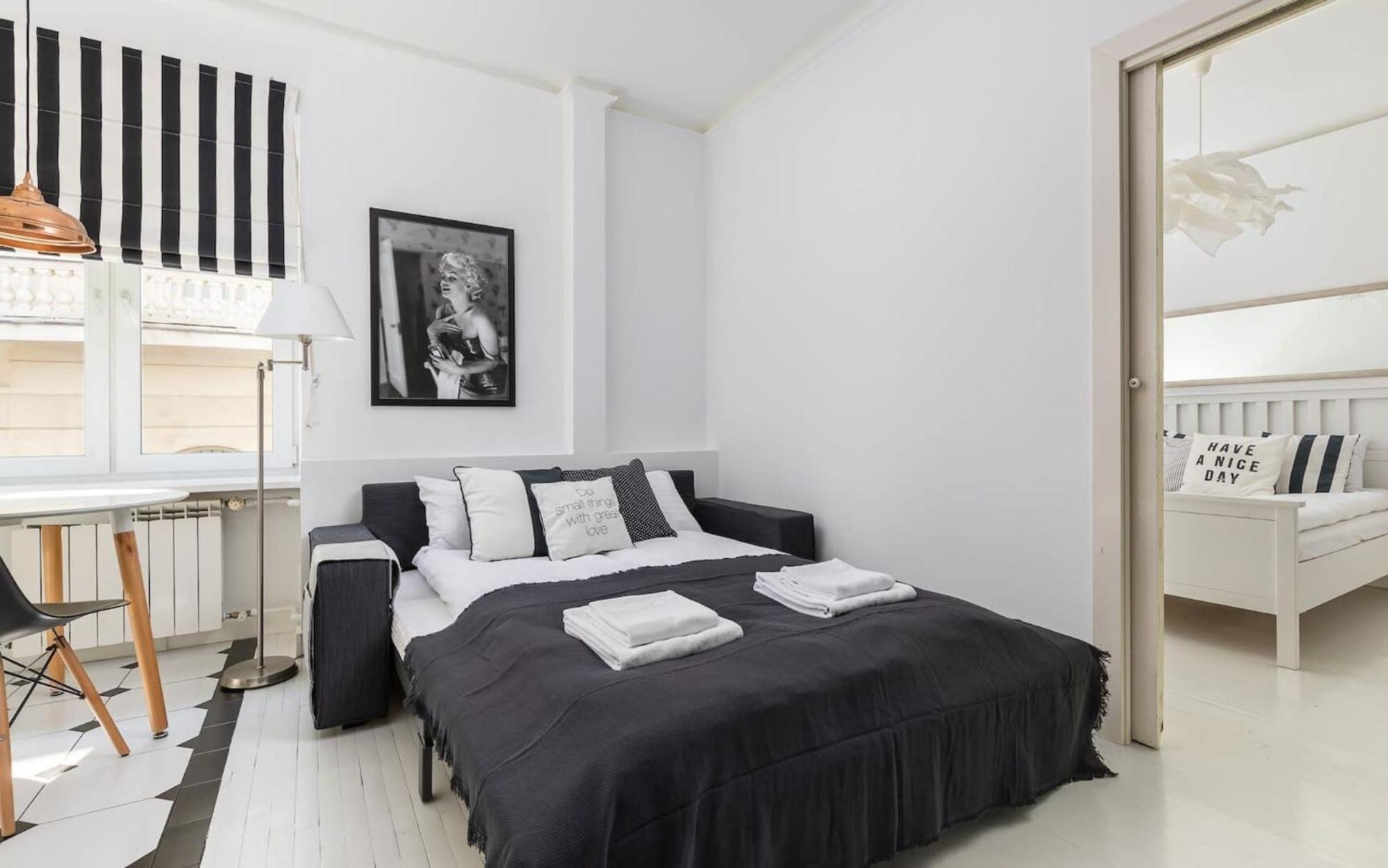 Rent Like Home - Wronskiego 15 Warschau Exterior foto